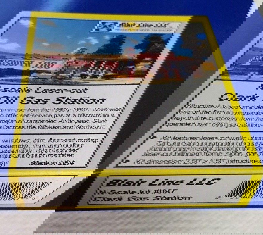 Blair Line 1/160 N 1950s CLARK OIL GAS STATION Super 100 Laser-Cut Structure Kit - ModelsPower