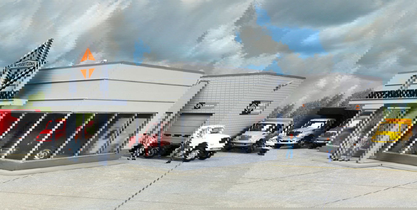 Walthers Cornerstone 1/87 HO Scale INTERNATIONAL TRUCK DEALERSHIP Structure Kit - ModelsPower