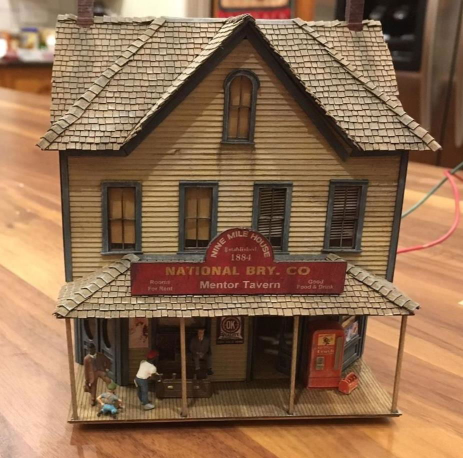 American Model Builders N 1/160 NINE MILE HOUSE & TAVERN Train Wreck Saloon Kit - ModelsPower