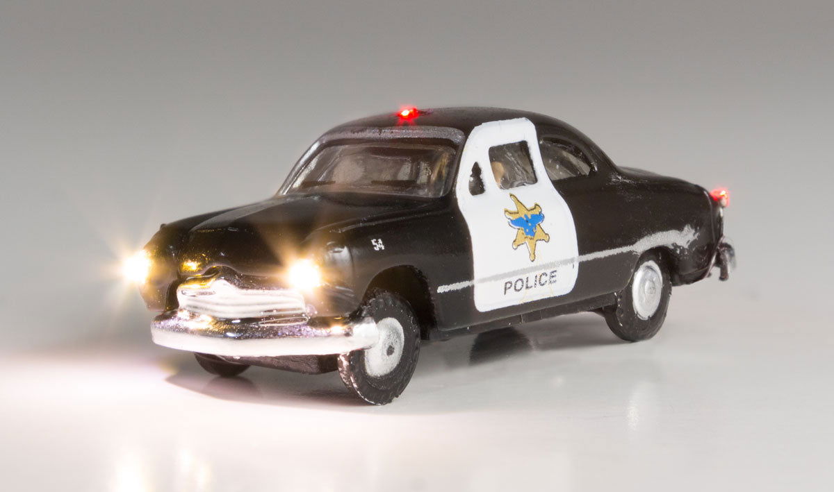 Woodland Scenics 1/160 N Scale POLICE CAR & COP Just Plug LED Lighted Vehicle 3 - ModelsPower