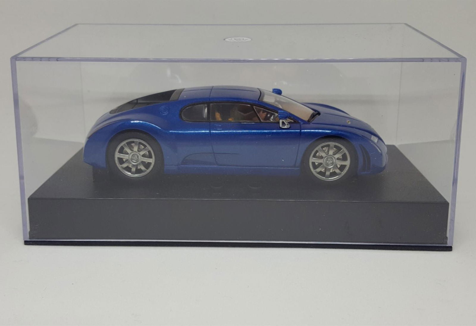 AUTOart SLOT CAR 1/32 BUGATTI EB 18.3 CHIRON AWD Lighting Lamps & Figures 13391 - ModelsPower