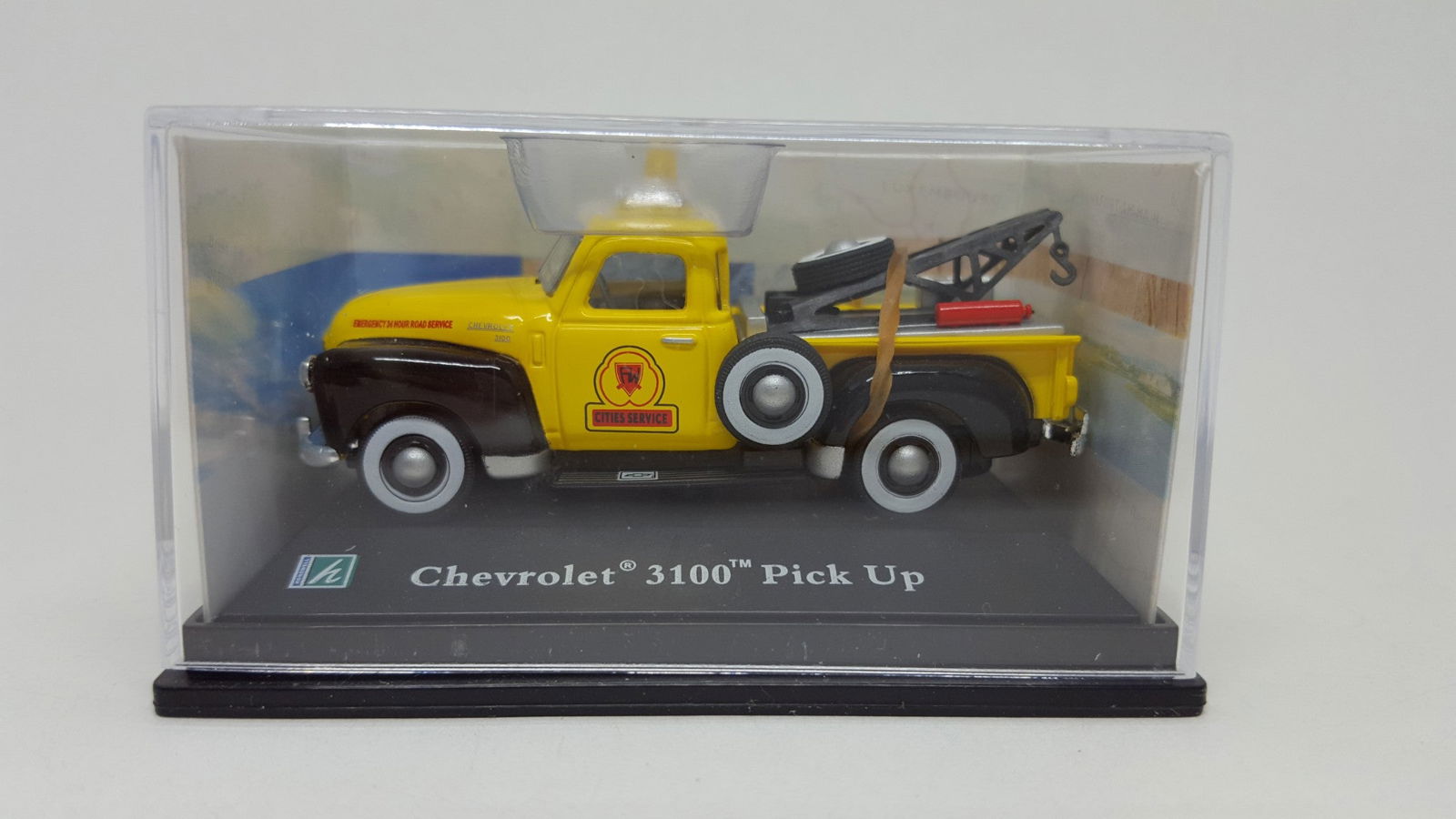 Cararama 50 1/72 Scale Chevrolet 3100 PickUp Wrecker Tow Truck Emergency Vehicle - ModelsPower