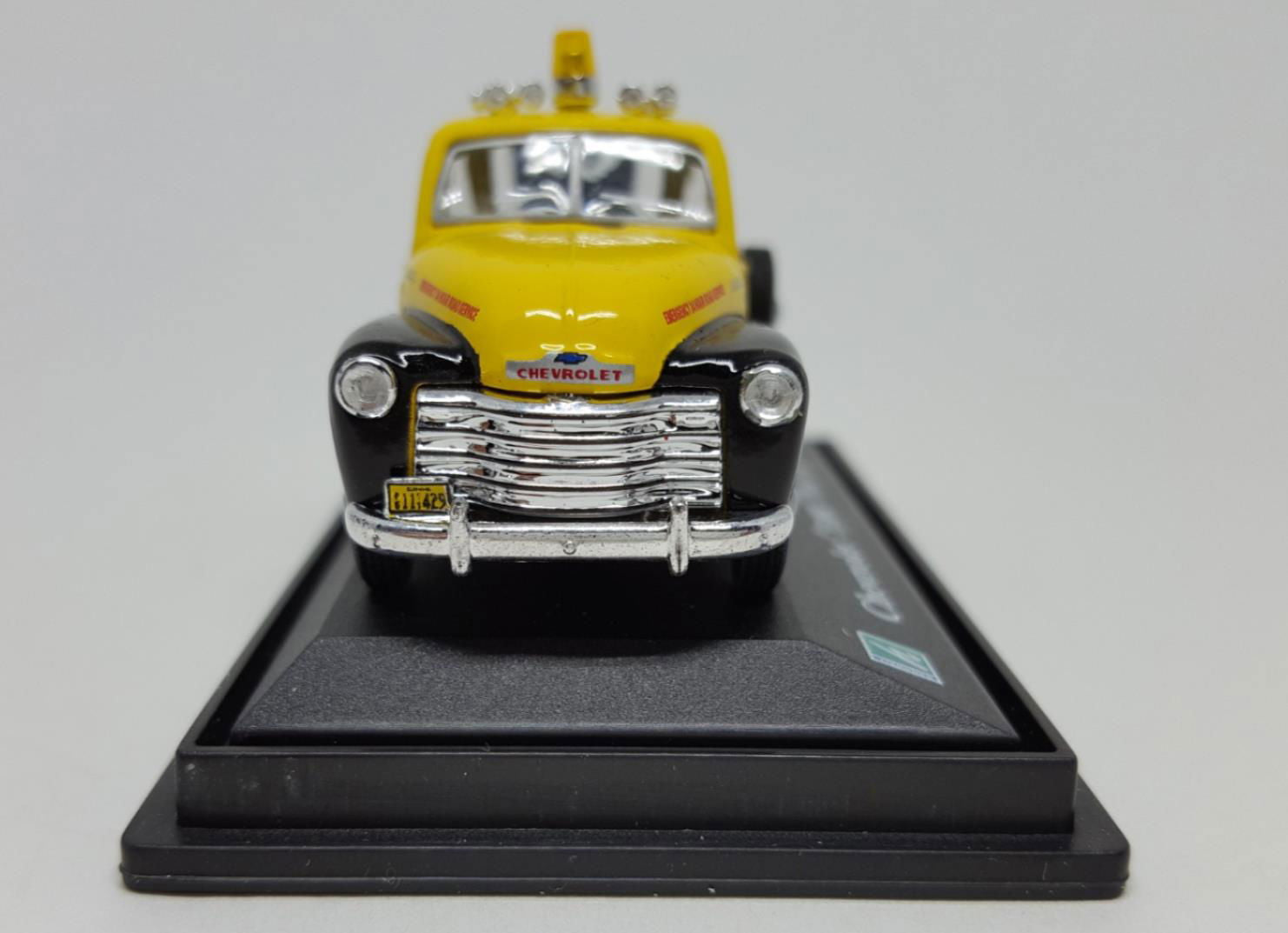 Cararama 50 1/72 Scale Chevrolet 3100 PickUp Wrecker Tow Truck Emergency Vehicle - ModelsPower