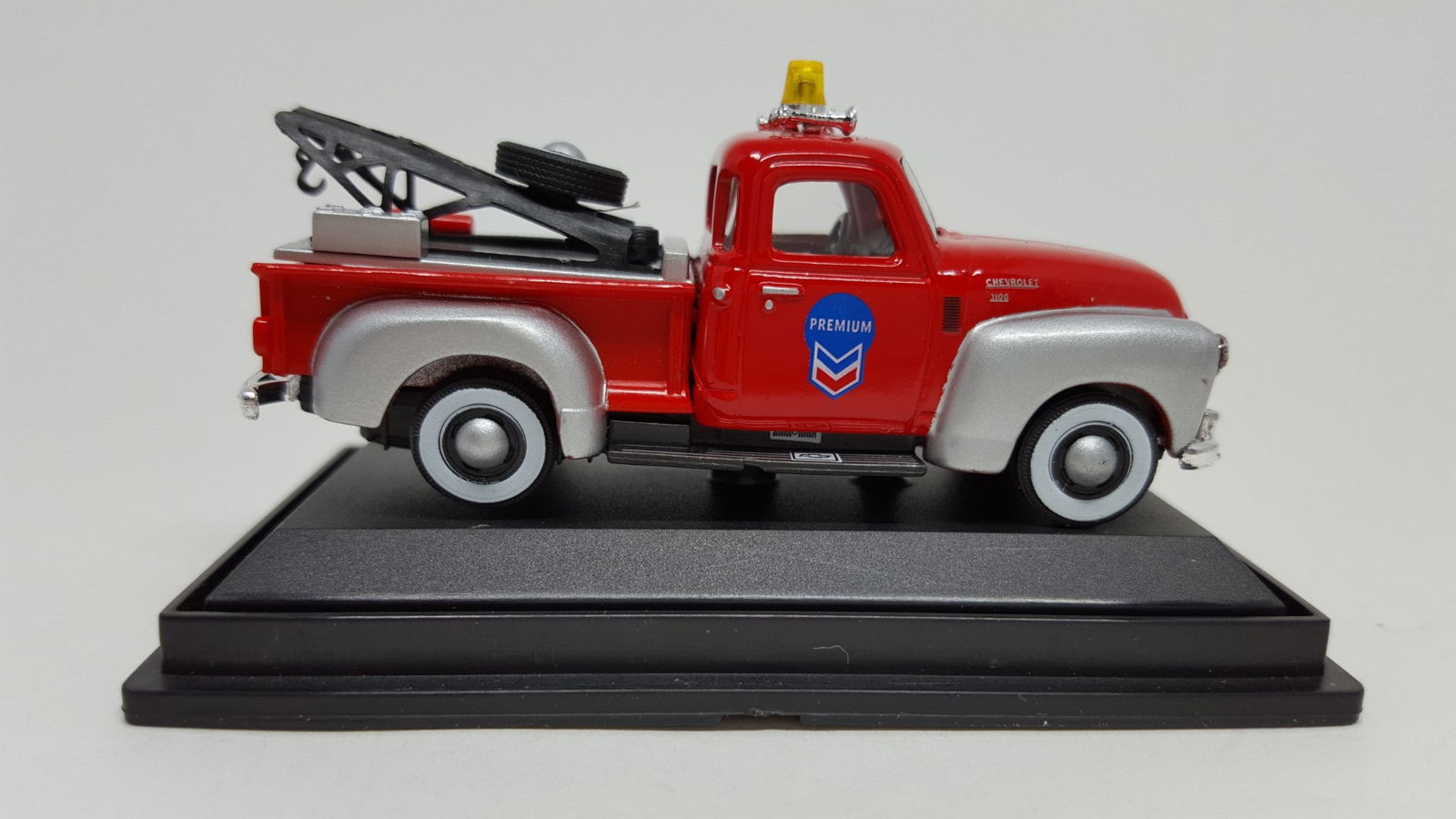 Cararama 1950 1/72 Scale Chevrolet Chevy 3100 Pick Up Wrecker Tow Truck Die Cast - ModelsPower