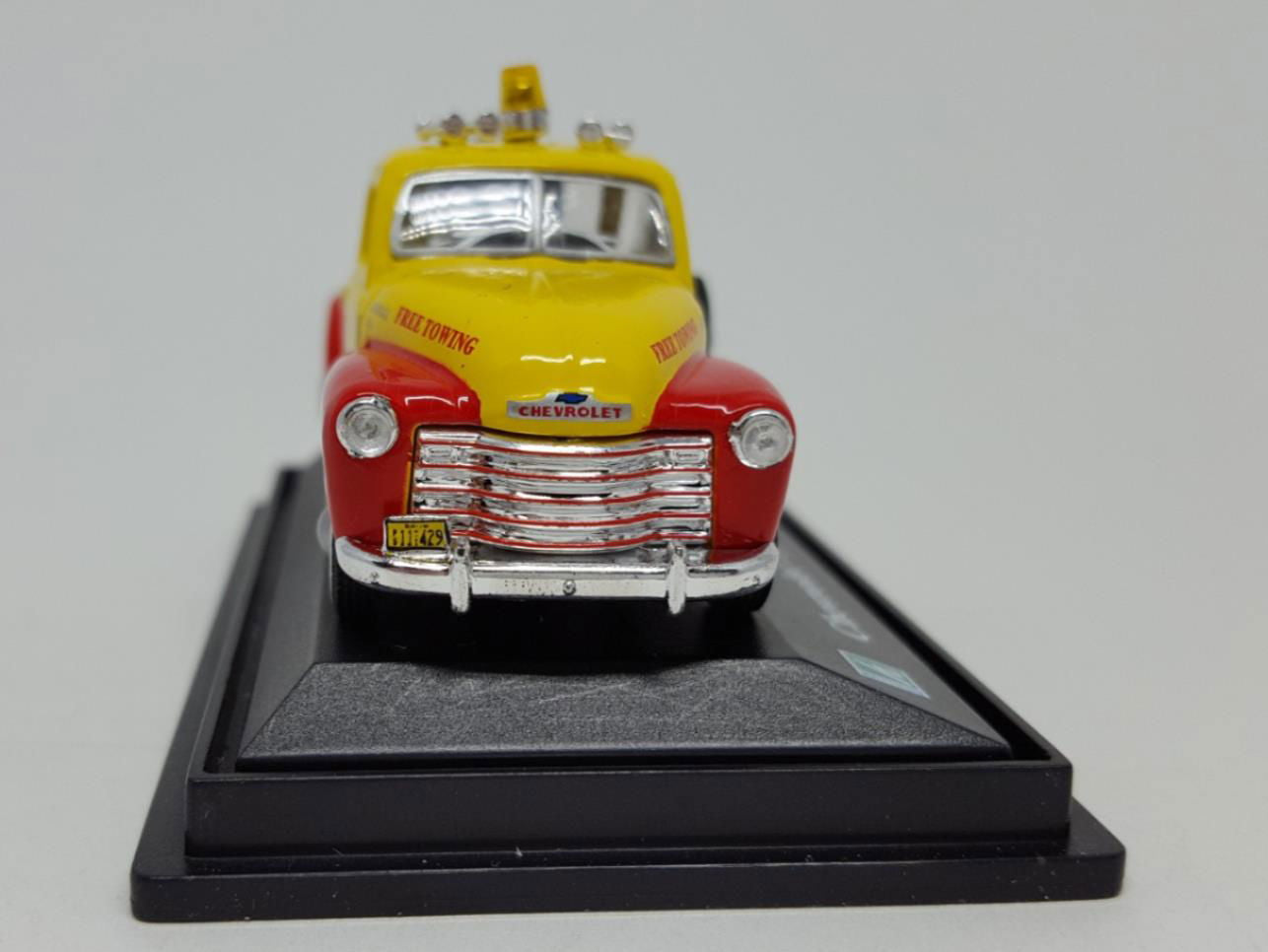 Cararama 1950 1/72 Scale Chevrolet Chevy 3100 Pick Up Wrecker Tow Truck Shell Co - ModelsPower