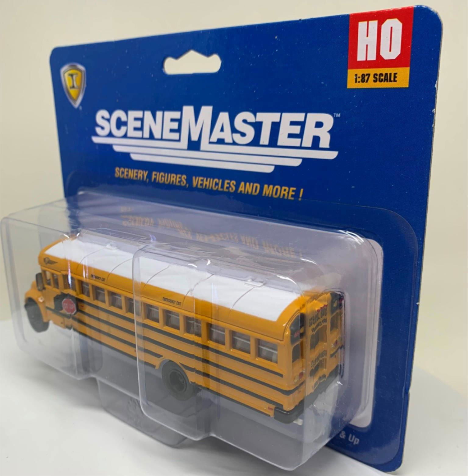 Walthers HO 1/87 DieCast International CE School Bus +Woodland Scenics Children - ModelsPower