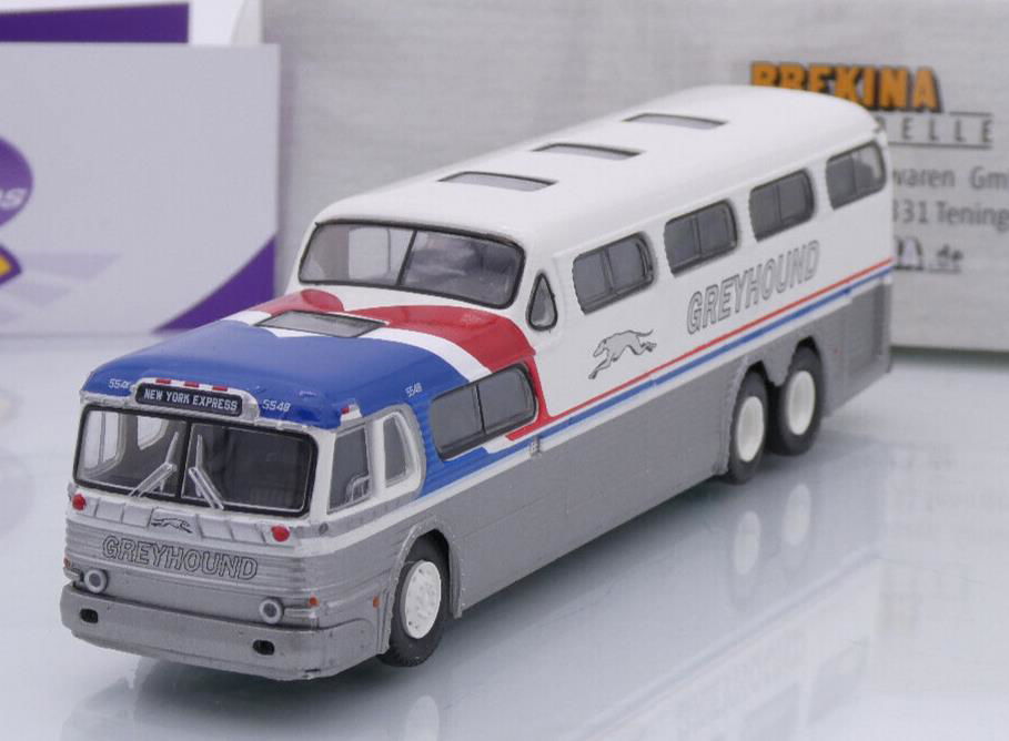 Brekina 1/87 HO Scale 1954-1956 GREYHOUND GMC PD-4501 Bi-Level Scenicruiser Bus - ModelsPower