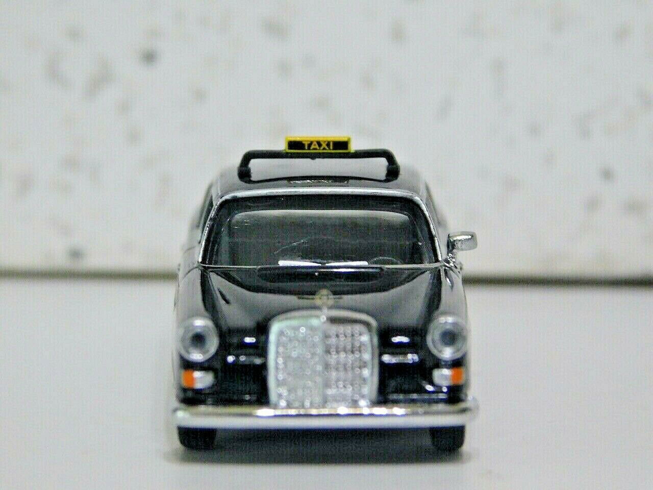 Herpa 1/87 HO Scale 1960s Mercedes-Benz 200 Tail Fin Taxi Black 95686 Assembled - ModelsPower