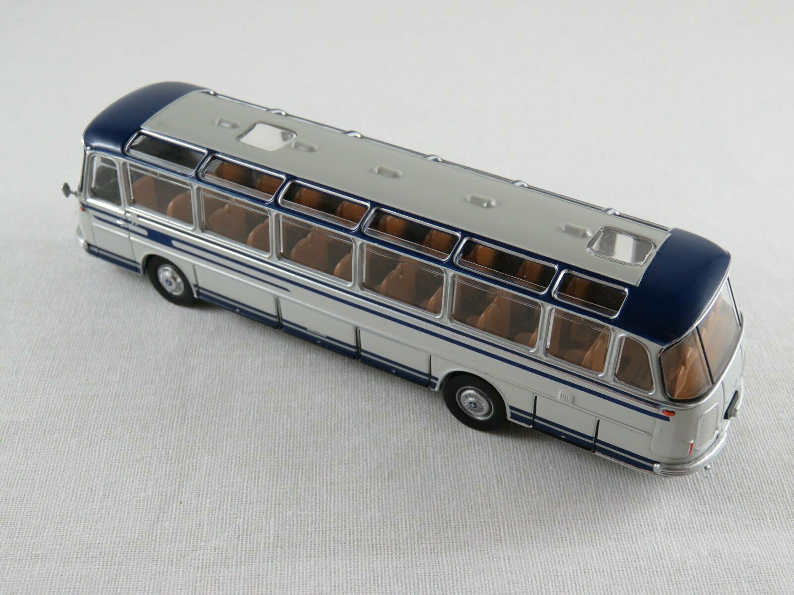 Brekina 1/87 HO Scale 1965-1967 Kassbohrer Setra S 12 Bus Starline Sapphire Blue - ModelsPower