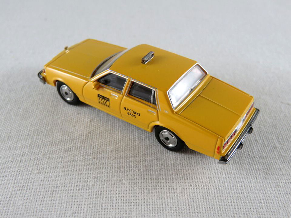 Brekina 1/87 HO Scale 1987 Chevrolet Chevy Caprice Sedan New York City NYC Taxi - ModelsPower