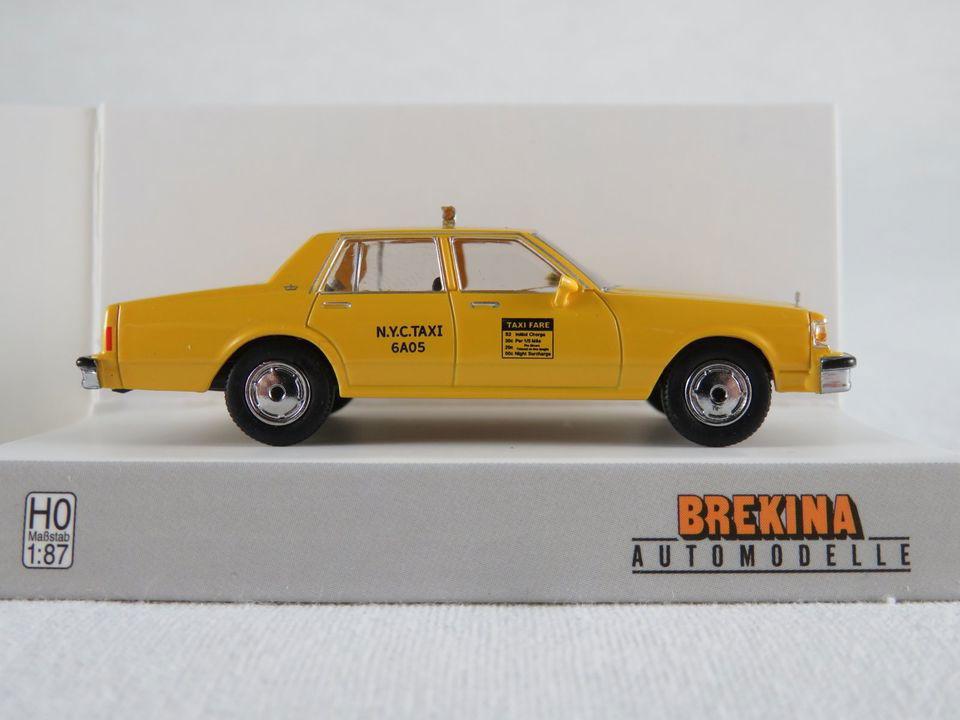 Brekina 1/87 HO Scale 1987 Chevrolet Chevy Caprice Sedan New York City NYC Taxi - ModelsPower