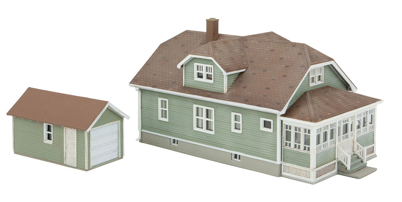 WALTHERS Cornerstone 933-3791 1/87 HO Scale AMERCIAN BUNGALOW +Single Car Garage - ModelsPower