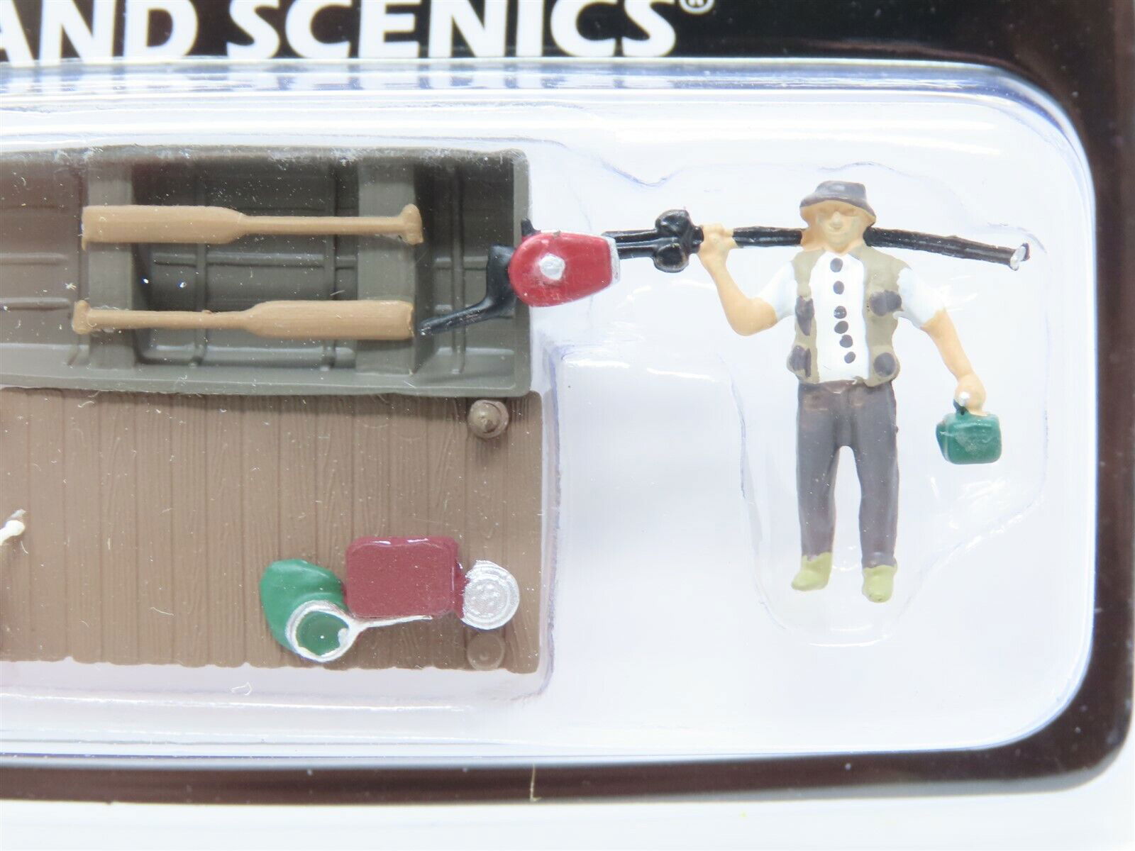 Woodland Scenics 1/87 HO Scale FAMILY FISHING 5 pcs Figures Scenic Accents A1923 - ModelsPower