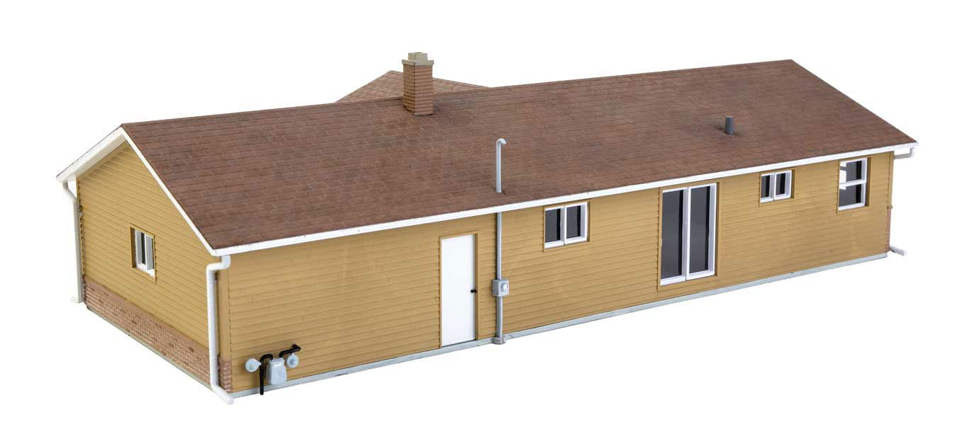 WALTHERS Cornerstone 1/87 HO Scale Postwar RANCH HOUSE Attached 2-Car Garage Kit - ModelsPower