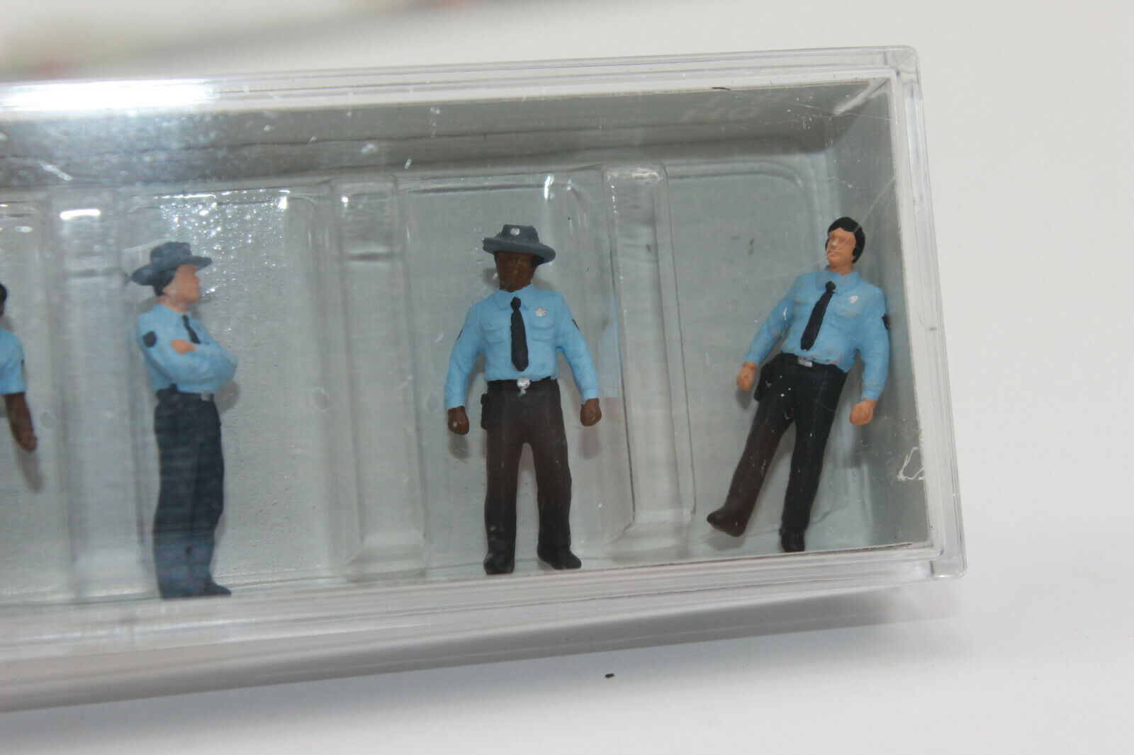 Preiser 1/87 HO Scale United States US Highway Patrolmen 6 Hand Painted Figures - ModelsPower