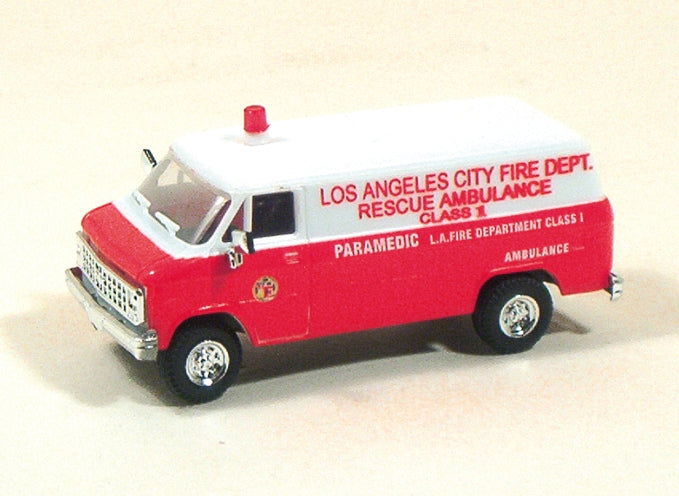 Trident HO 1/87 Los Angeles City Fire Dept LAFD Paramedic Unit Chevrolet Van NEW - ModelsPower