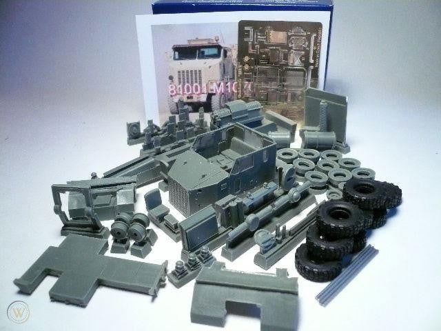 Trident Military HO 1/87 Oshkosh M1070 Heavy Equipment Transporter 4-Axle Truck - ModelsPower