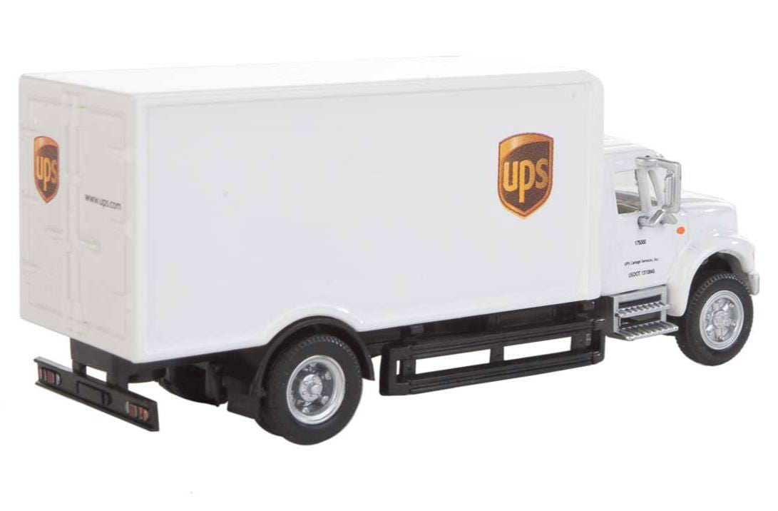 Walthers SceneMaster HO 1/87 United Parcel Service UPS Truck International 4900 - ModelsPower