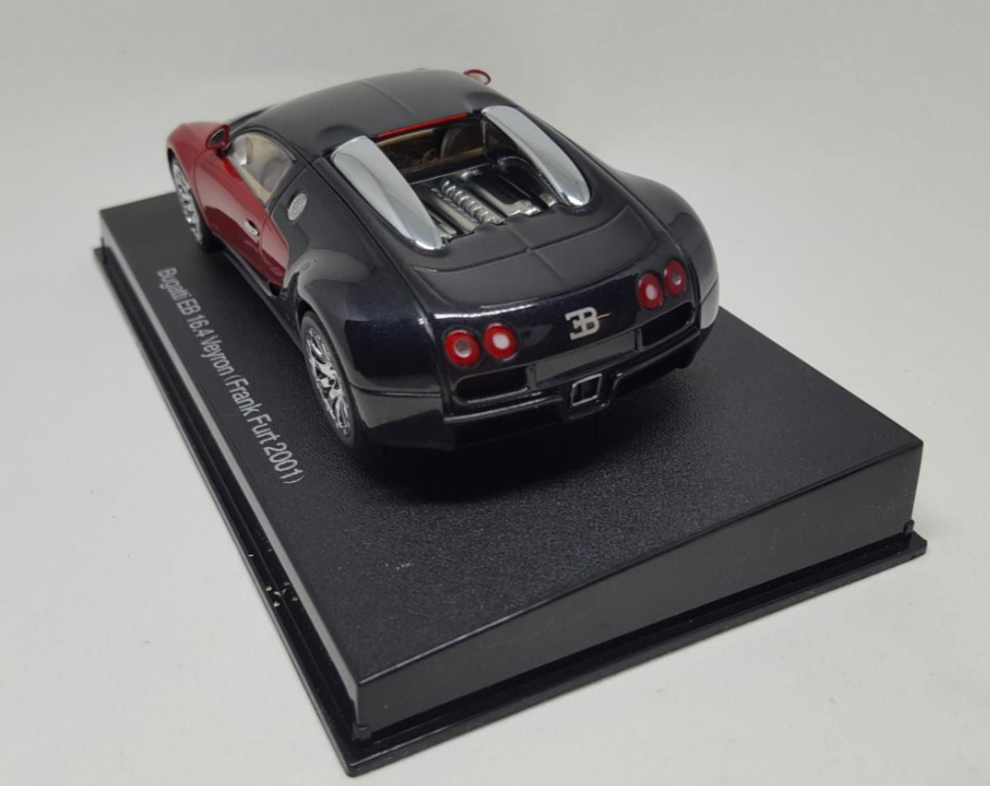 AUTOart SLOT CAR 1:32 BUGATTI EB 16.4 VEYRON AWD Light 13291 Red/Black Frankfurt - ModelsPower