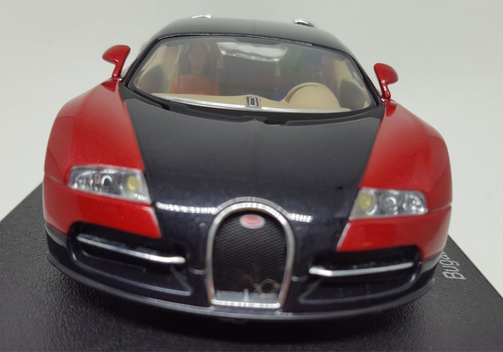 AUTOart SLOT CAR 1:32 BUGATTI EB 16.4 VEYRON AWD Light 13291 Red/Black Frankfurt - ModelsPower