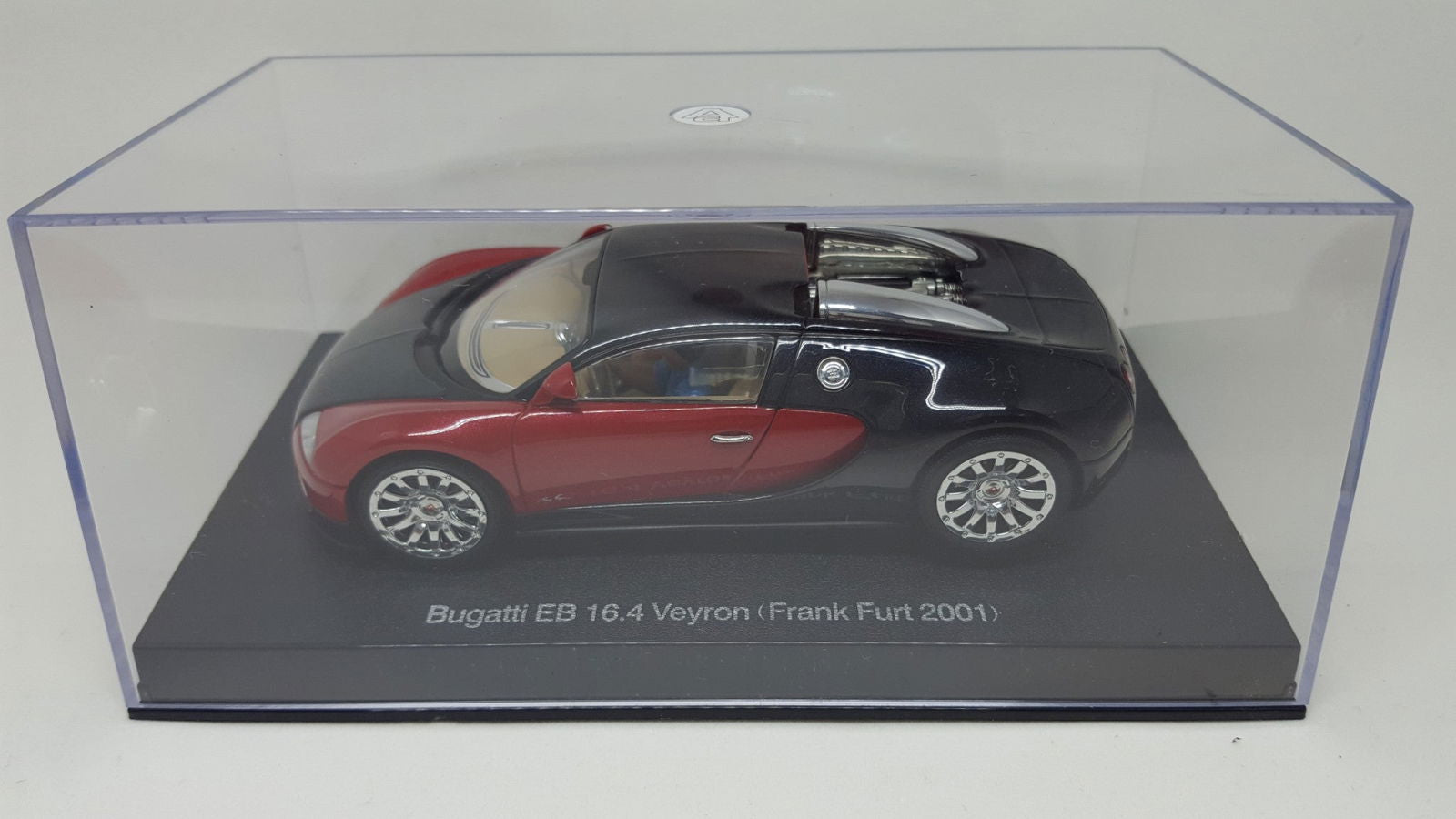 AUTOart SLOT CAR 1:32 BUGATTI EB 16.4 VEYRON AWD Light 13291 Red/Black Frankfurt - ModelsPower