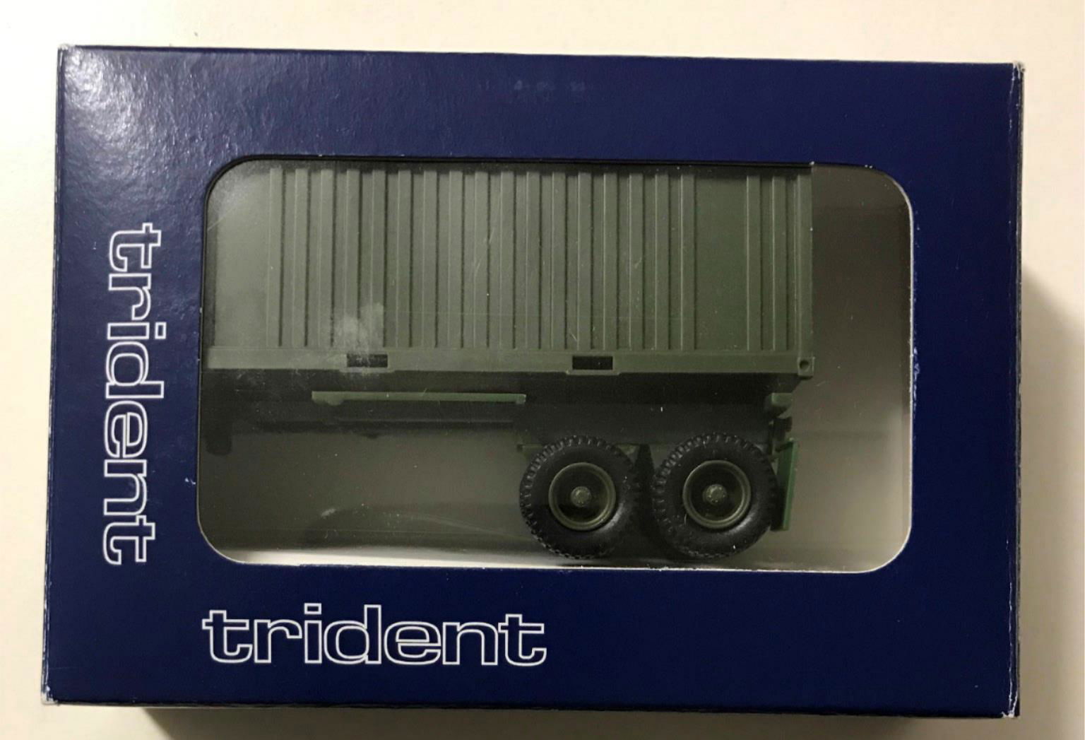 Trident 1/87 HO Scale US/NATO Equipment 2-Axle 20' Chassis w/Box Container 90079 - ModelsPower