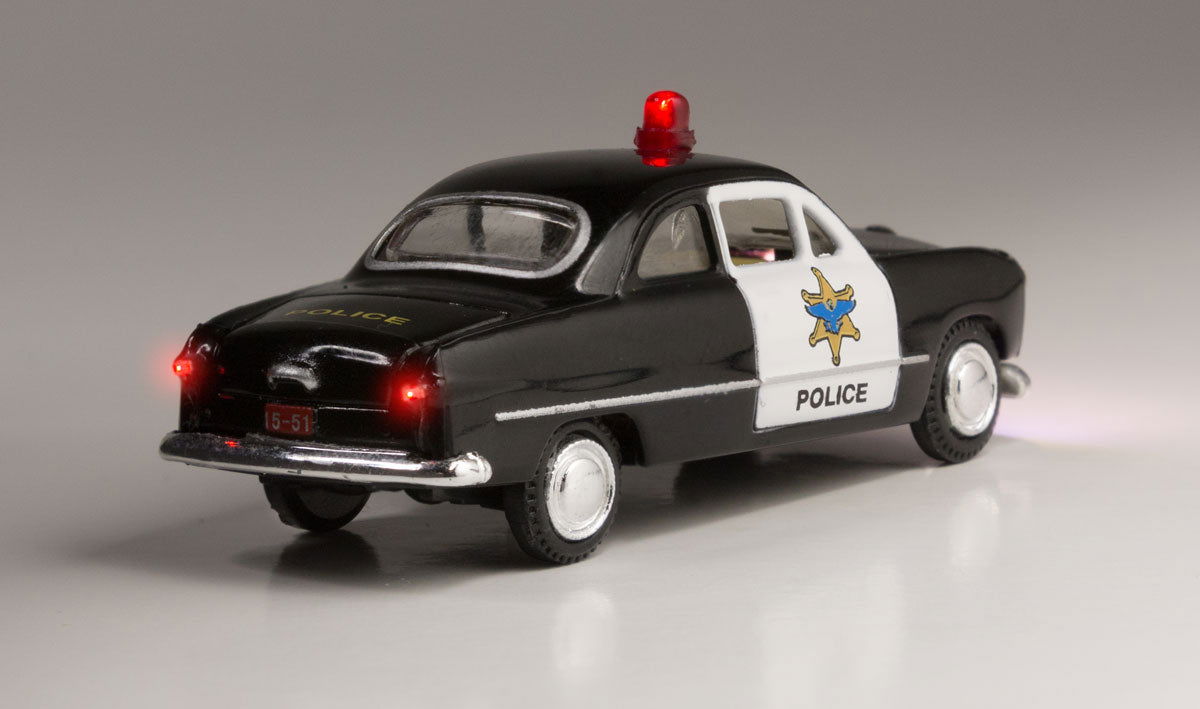 Woodland Scenics 1/87 HO Scale POLICE CAR w/Driver Just Plug LED Lighted Vehicle - ModelsPower