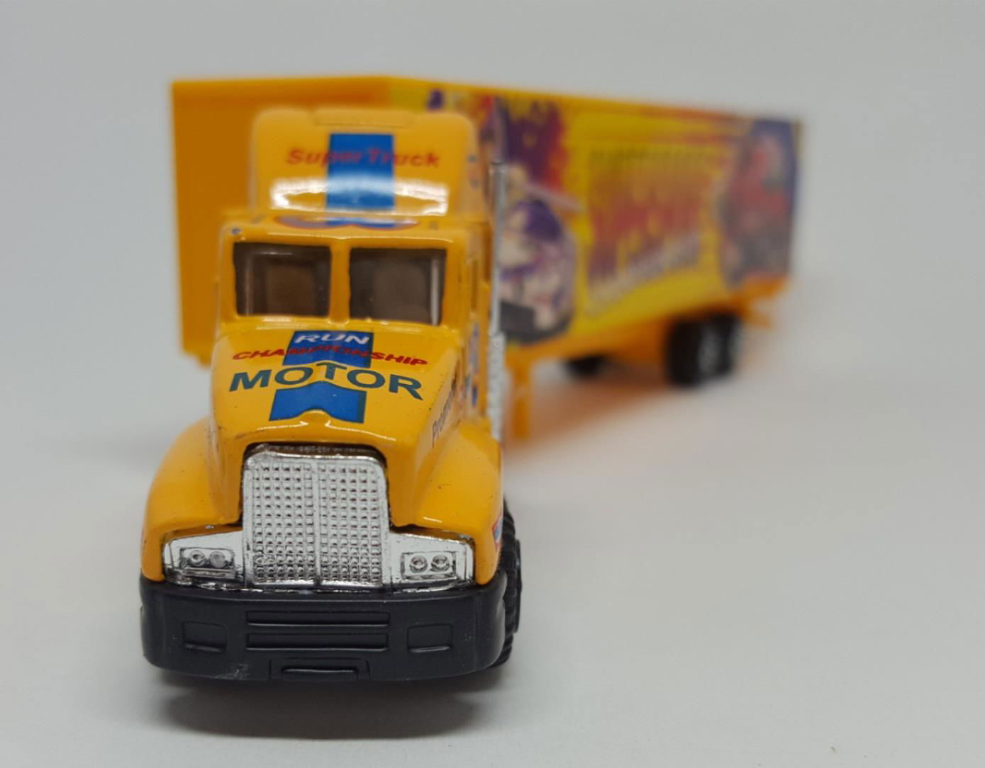 ProEngine 1/87 HO Scale LH Tractor w/MOBM SuperSport Championship Racing Trailer - ModelsPower