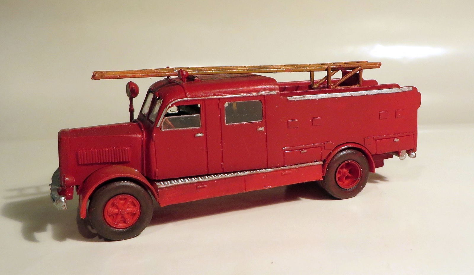 Trident Military HO 1/87 German Sudwerke/Metz "Krupp" LF25 Fire Truck Resin Kit - ModelsPower