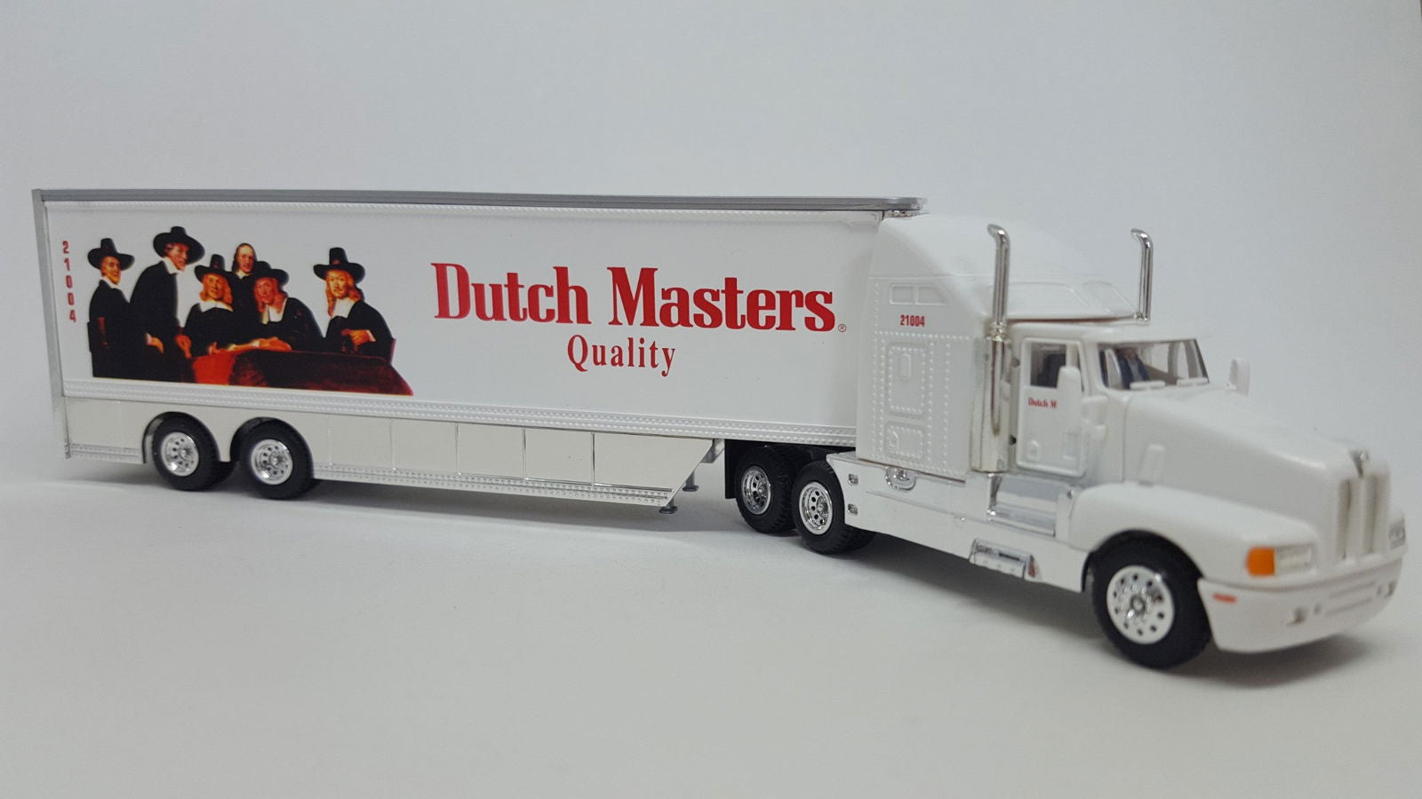 Model Power 21004 1:87 HO Scale DUTCH MASTERS LH Tractor Moving & Racing Trailer - ModelsPower