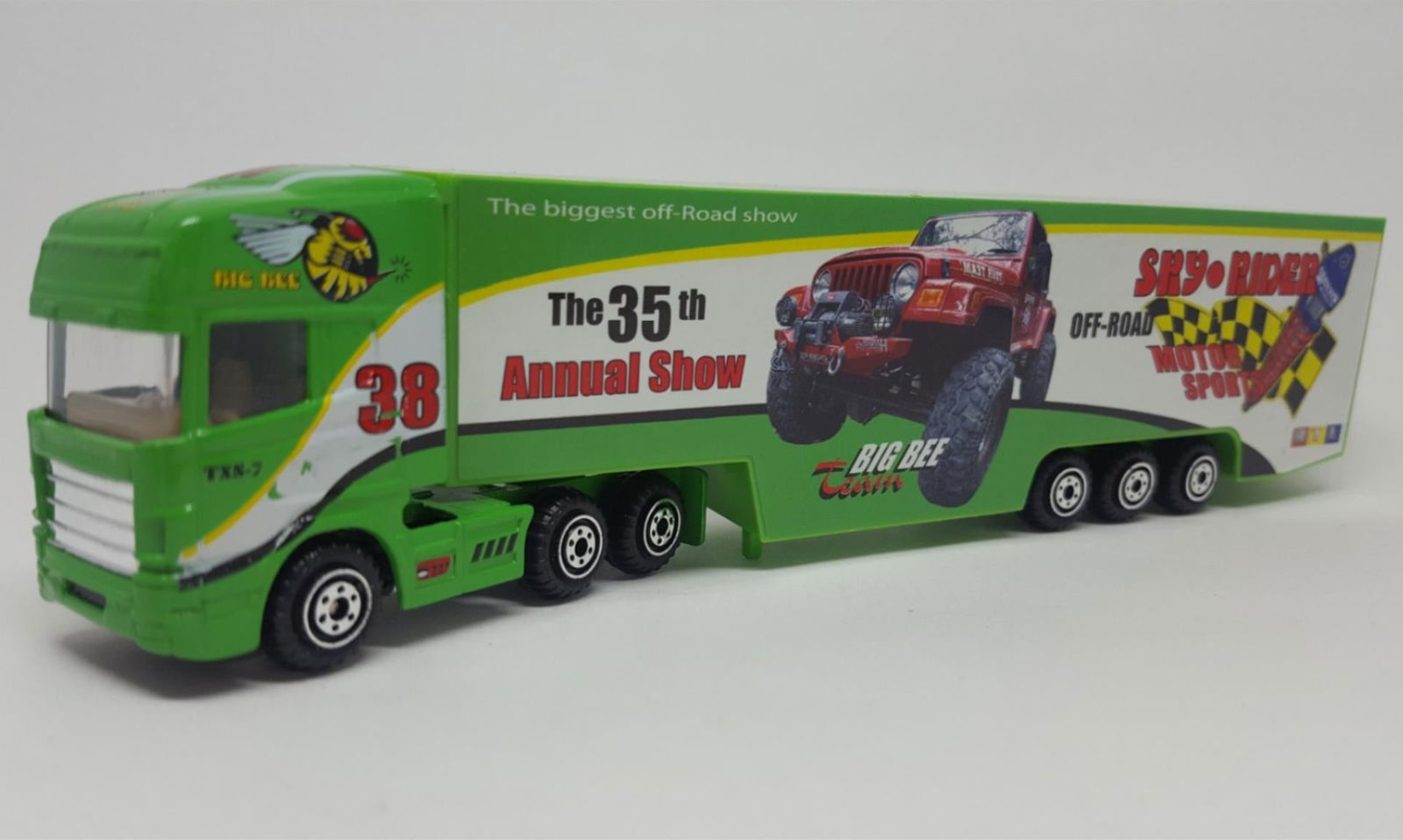 ProEngine 1/87 HO Diecast LH Tractor w/Sky Rider Off-Road Motorsports Trailer 38 - ModelsPower