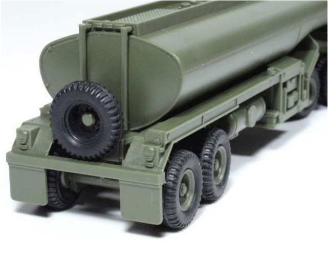 HERPA MiniTanks 1/87 HO Scale Military M931 Semi Tractor w/ Tank Trailer 744492 - ModelsPower