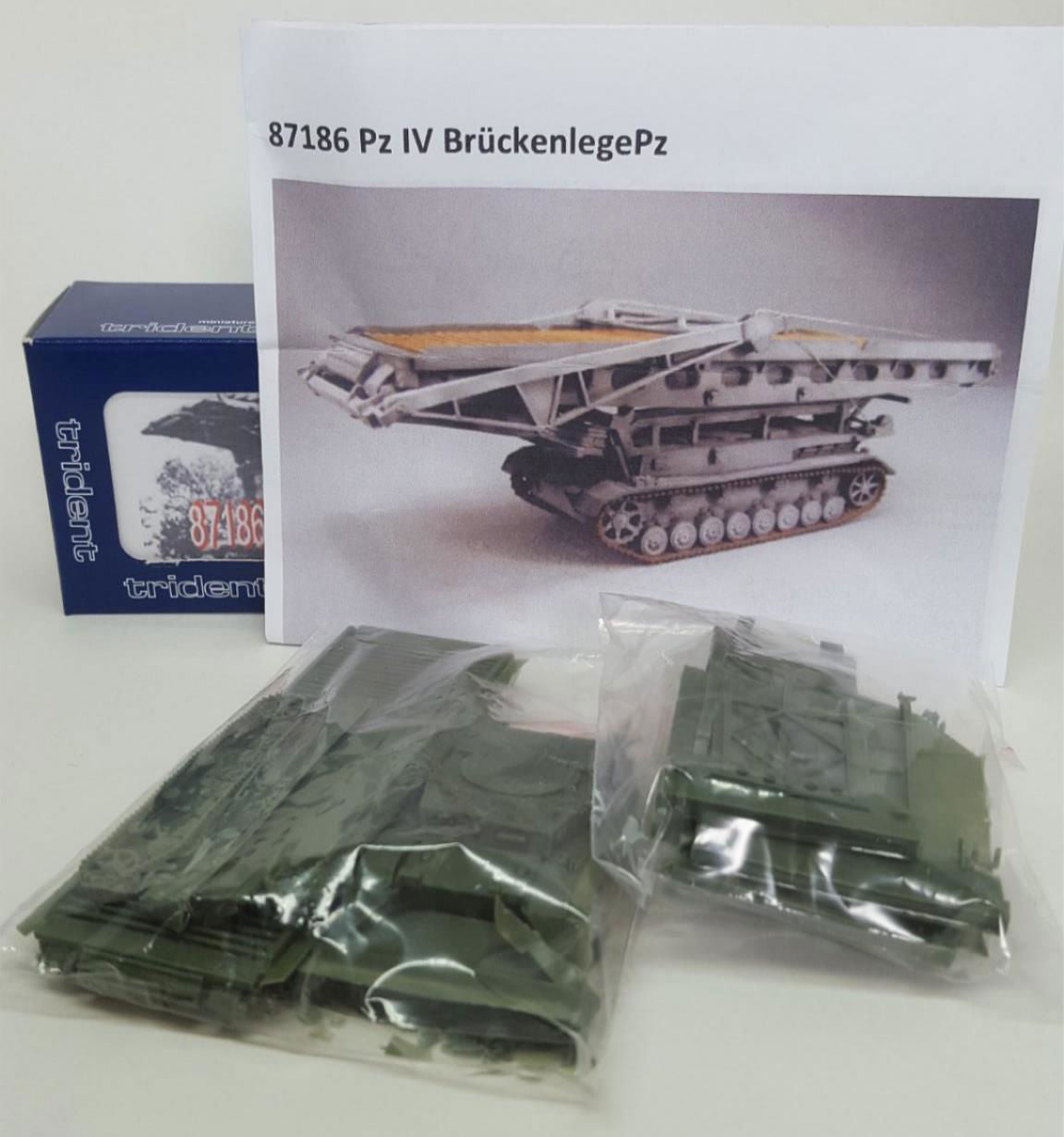 Trident 87186 HO WWII German Armed Forces Bridge Layers Kit BruckenlegepanzerIV - ModelsPower