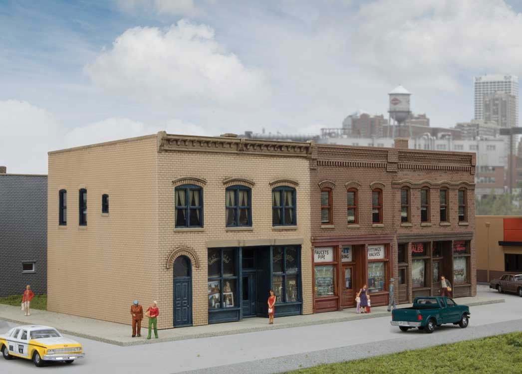 WALTHERS Cornerstone 933-3851 N Scale MERCHANT'S ROW III KIT +3 brick storefront - ModelsPower